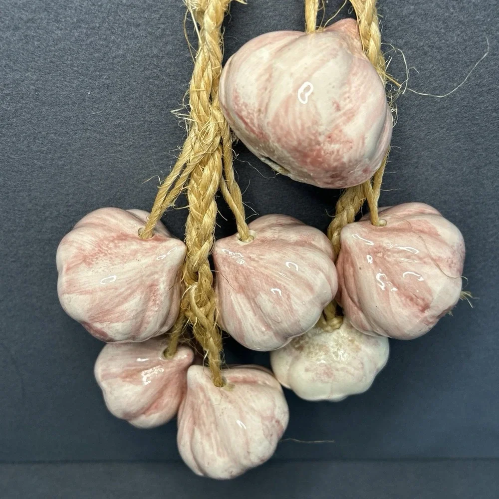 Vintage Ceramic Garlic Braid Wall Decor Pink Bulbs Hanging‎ Rope 7 Heads